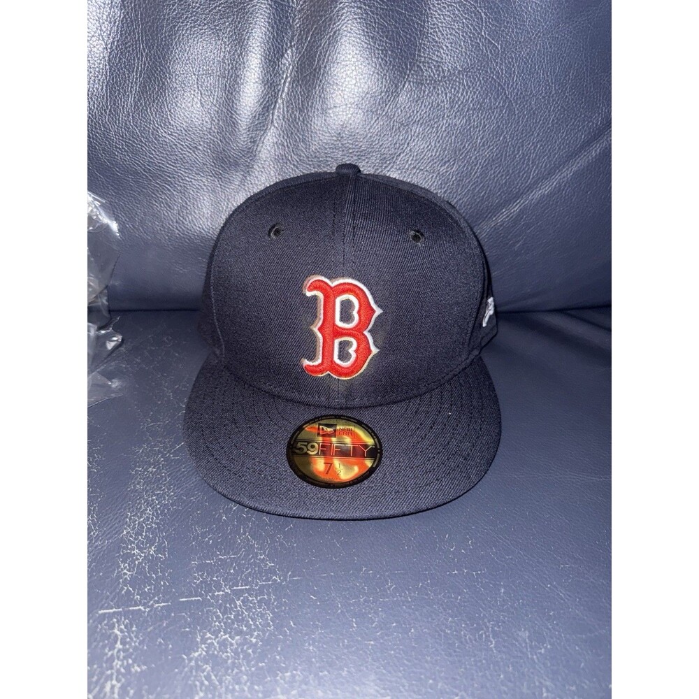 Boston Red Sox Hat New Era 59FIFTY Cap Fitted size 7.5 New Era MLB Baseball